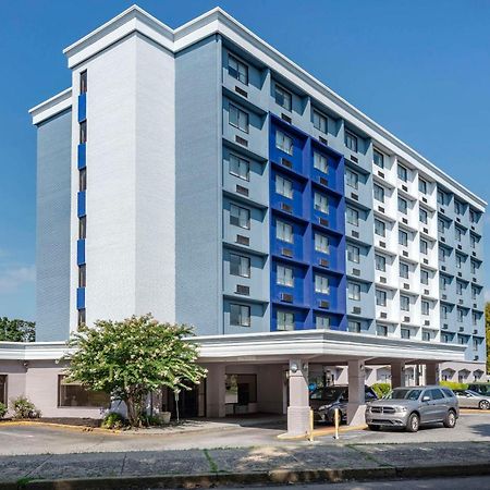 Comfort Inn Philadelphia International Airport West Честър Екстериор снимка