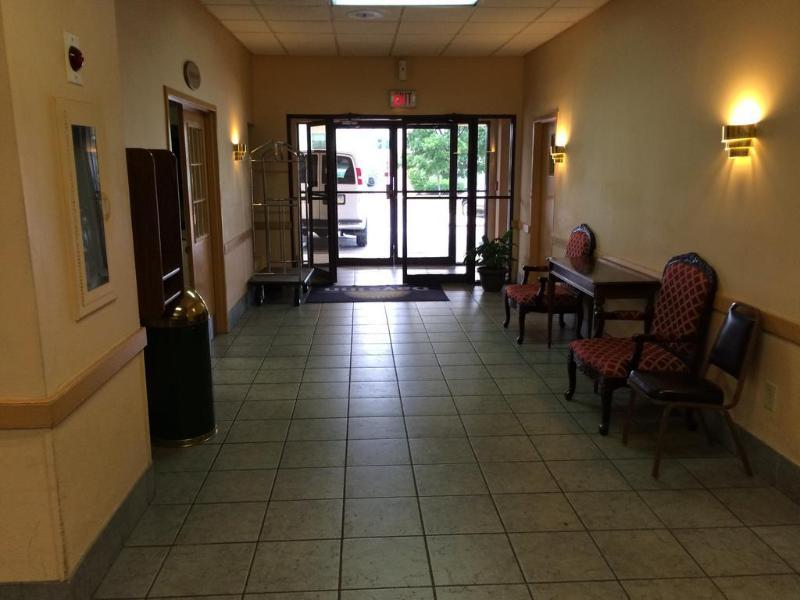Comfort Inn Philadelphia International Airport West Честър Екстериор снимка